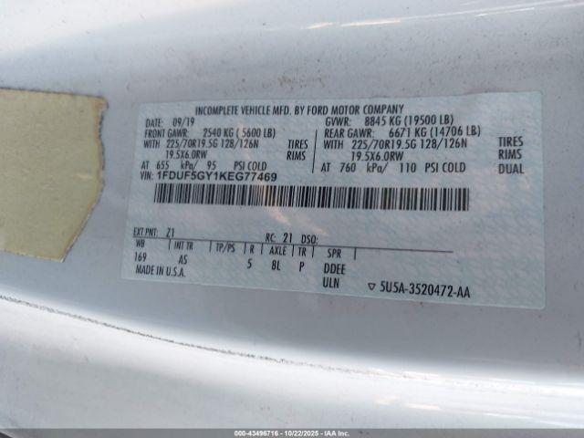 Ford F-550 Xl Image 8