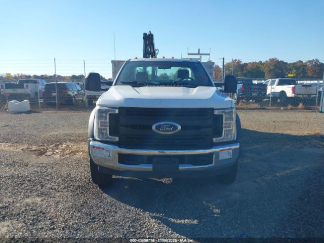 Ford F-550 Xl Image 12