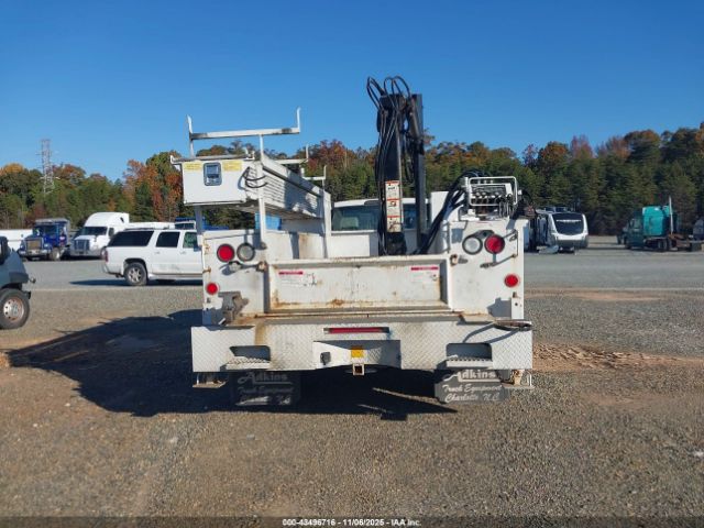 Ford F-550 Xl Image 15