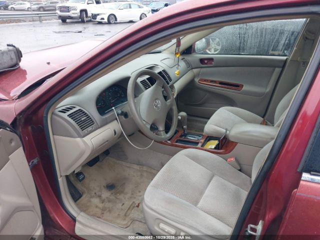 Toyota Camry Xle Image 5