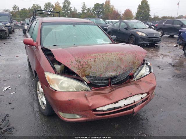 Toyota Camry Xle Image 9