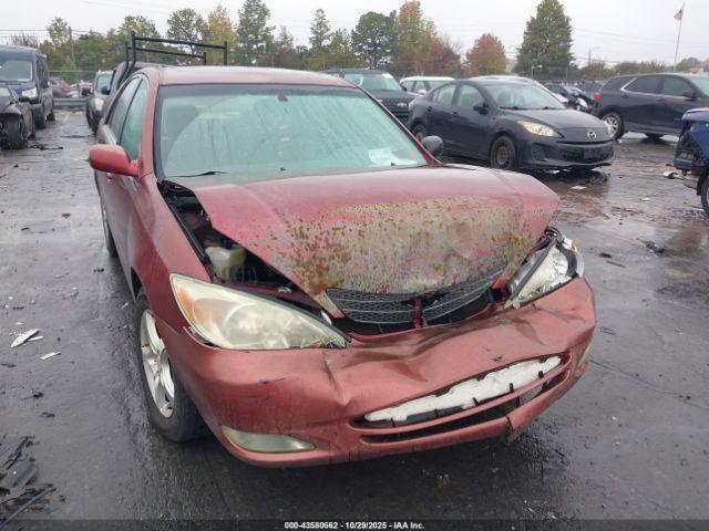 Toyota Camry Xle Image 9