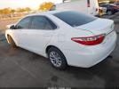 Toyota Camry Le Image 4