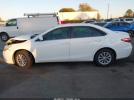 Toyota Camry Le Image 16