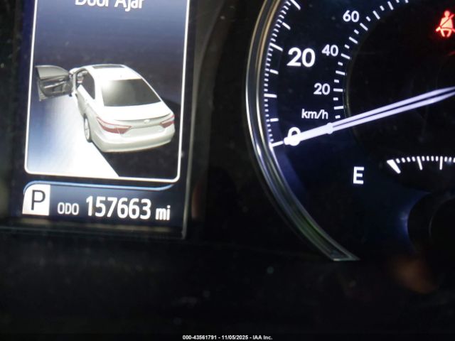 Toyota Camry Le Image 2