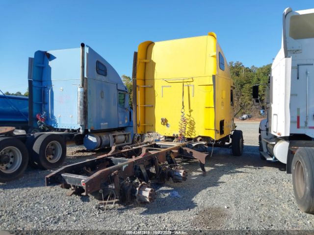 Freightliner Conventional Flc120 Image 2