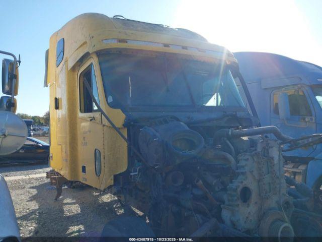 Freightliner Conventional Flc120 Image 10
