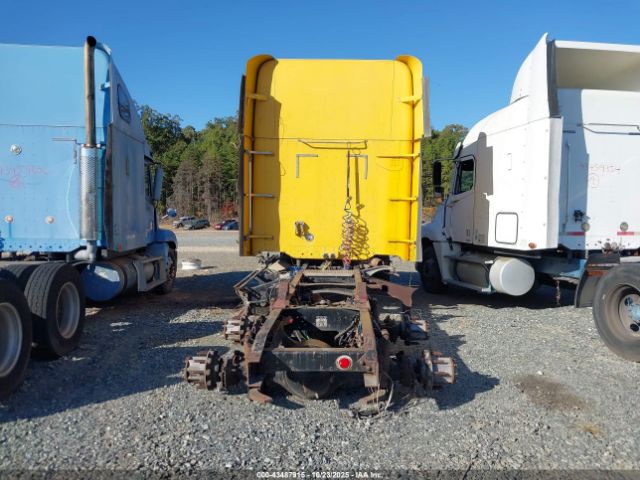 Freightliner Conventional Flc120 Image 9