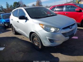  Salvage Hyundai TUCSON
