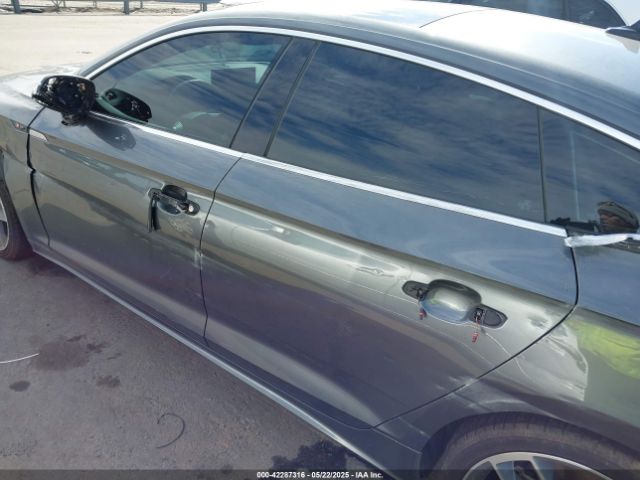 Audi A5 Premium Plus 45 Tfsi Quattro S Tronic Image 4