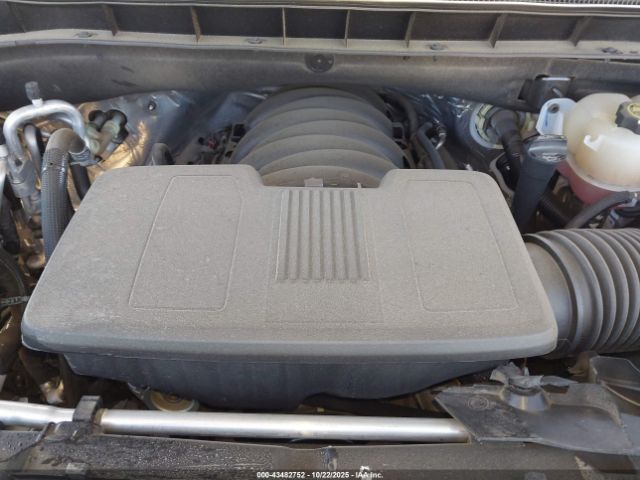 Chevrolet Tahoe 2wd Lt Image 12