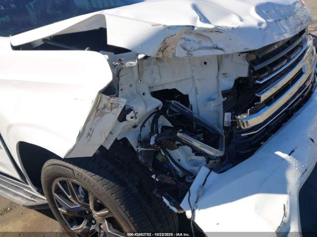 Chevrolet Tahoe 2wd Lt Image 5