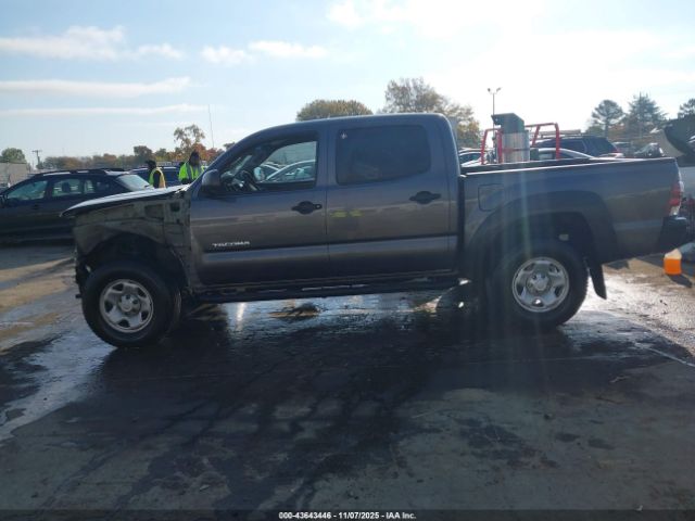 Toyota Tacoma Prerunner Image 14