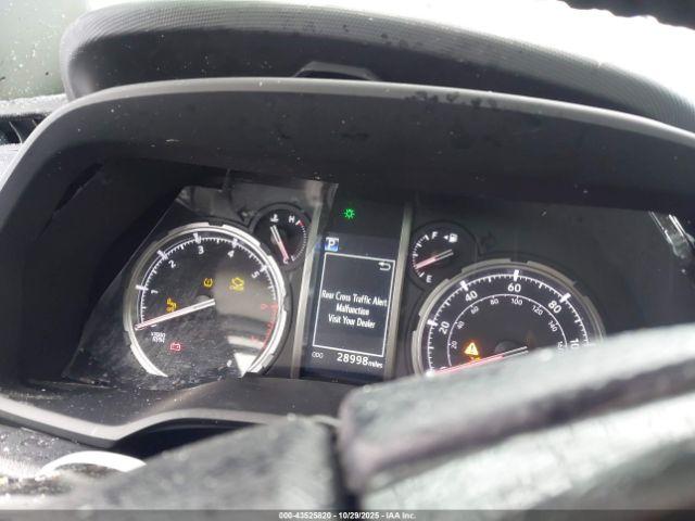 Toyota 4Runner Trd Off Road Premium Image 6