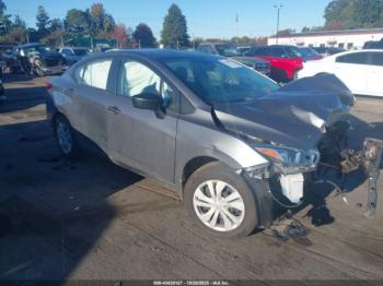  Salvage Nissan Versa