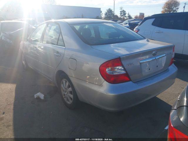 Toyota Camry Xle Image 4