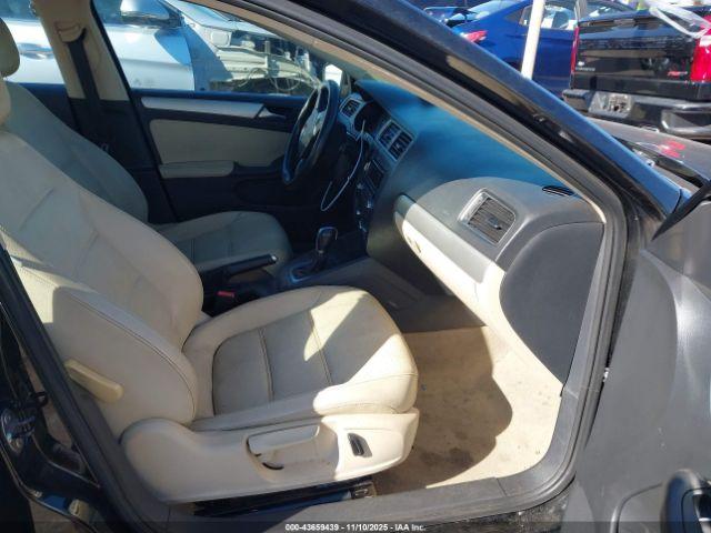 Volkswagen Jetta 1.8t Se Image 6