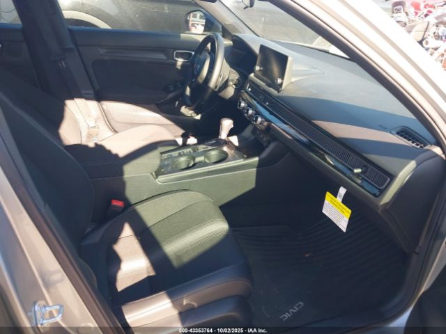 Honda Civic Sport Image 9