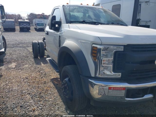 Ford F-550 Xl Image 1
