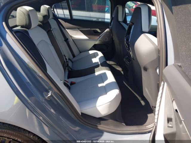 BMW M Series Image 13