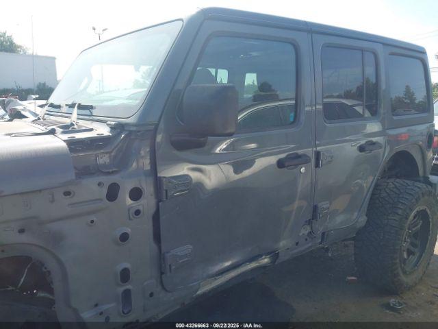 Jeep Wrangler Sport S 4x4 Image 8