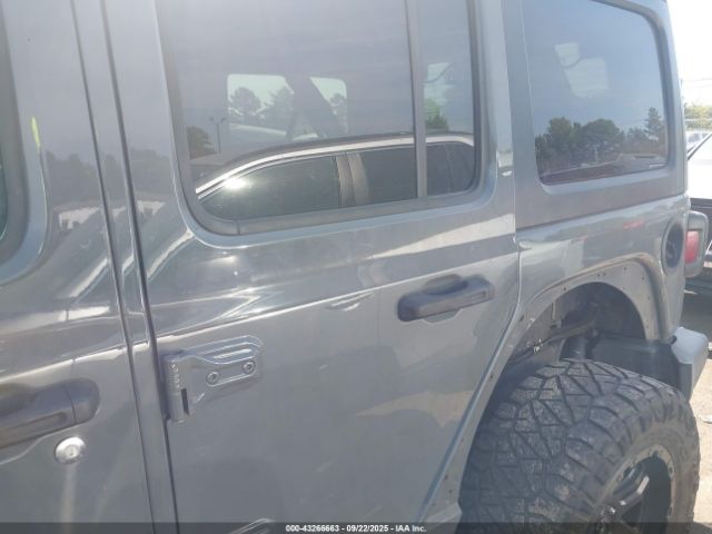 Jeep Wrangler Sport S 4x4 Image 2