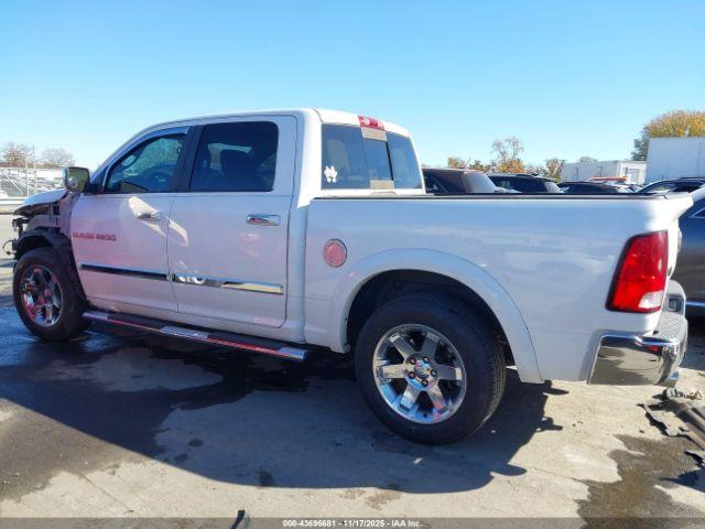 Ram 1500 Laramie Image 14