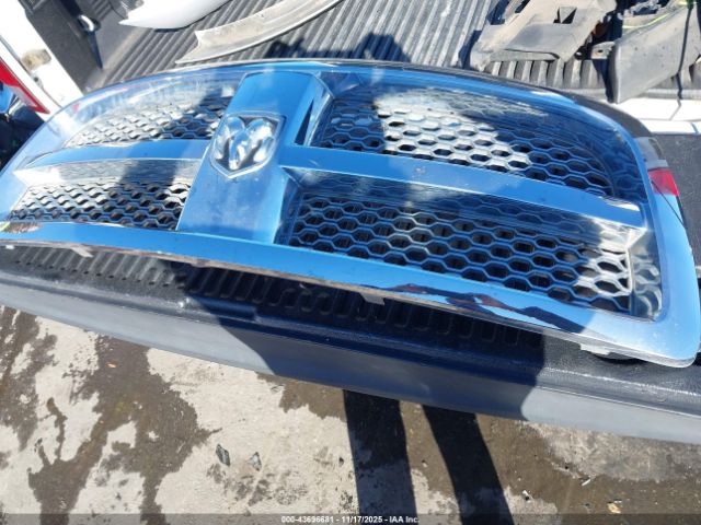 Ram 1500 Laramie Image 17