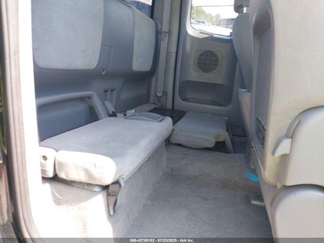 Toyota Tacoma Prerunner V6 Image 5