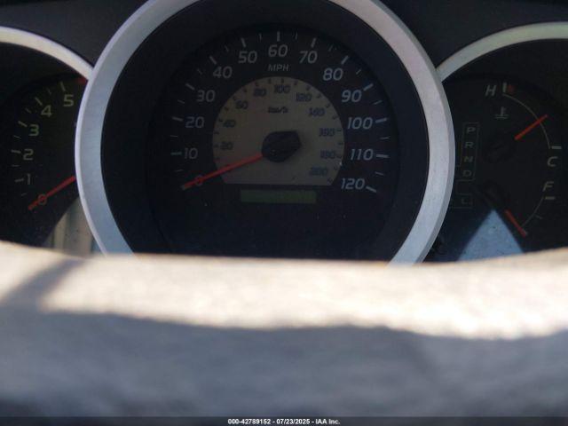 Toyota Tacoma Prerunner V6 Image 14