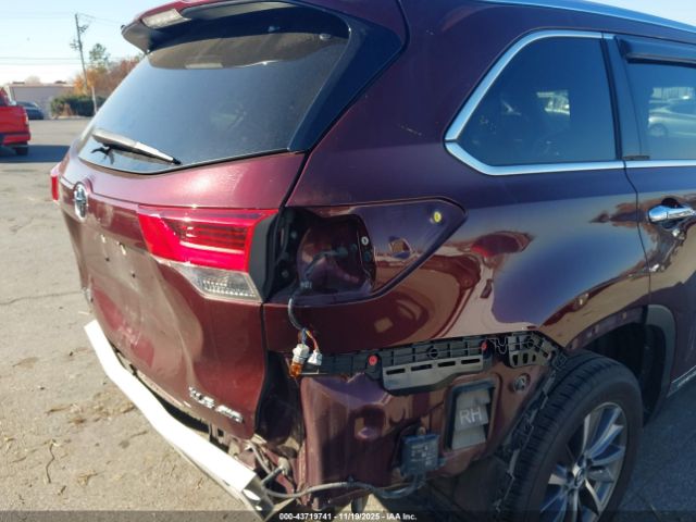 Toyota Highlander Xle Image 11