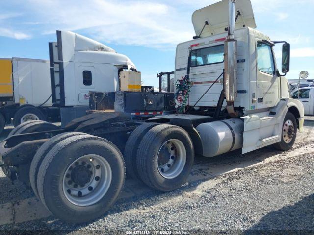 Volvo Vn Vnl Image 7