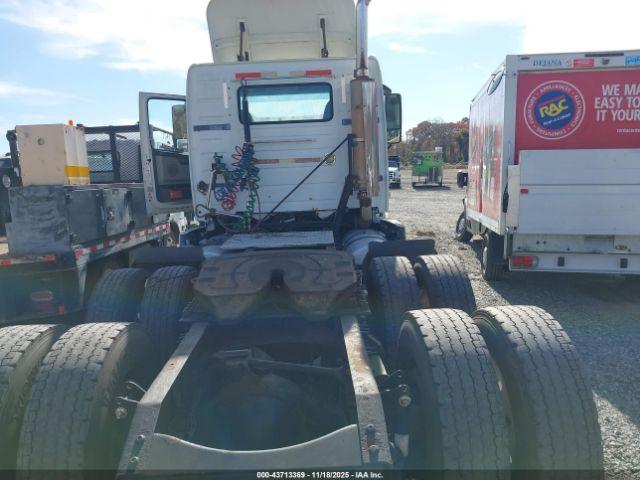 Volvo Vn Vnl Image 16