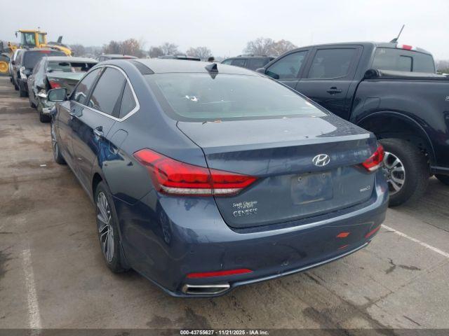 Hyundai Genesis 3.8 Image 4