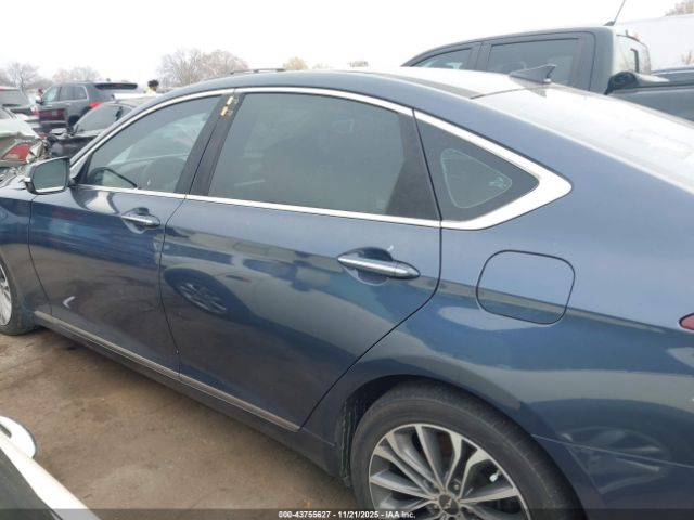 Hyundai Genesis 3.8 Image 15