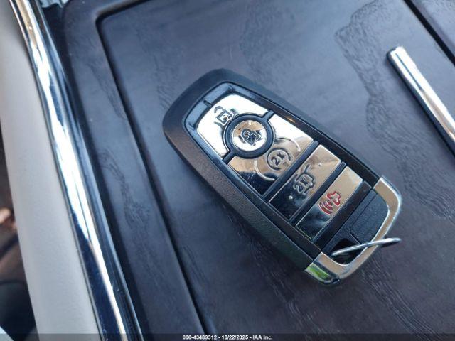 Lincoln Navigator Reserve Image 10