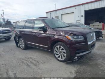  Salvage Lincoln Navigator