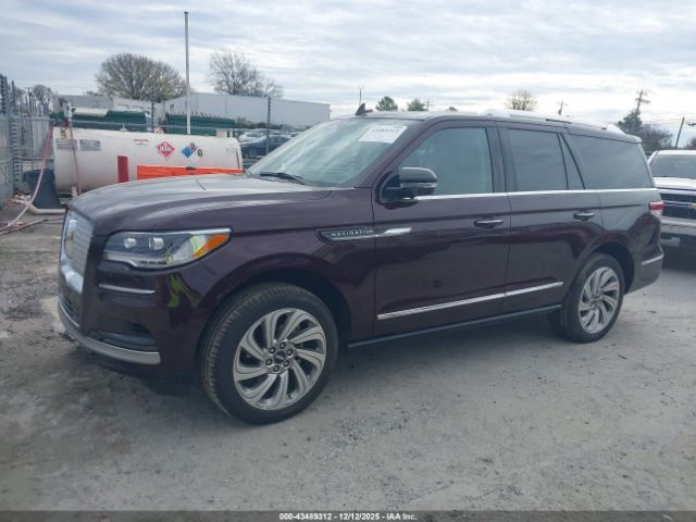 Lincoln Navigator Reserve Image 9
