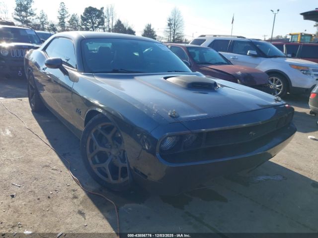 Dodge Challenger Image 1