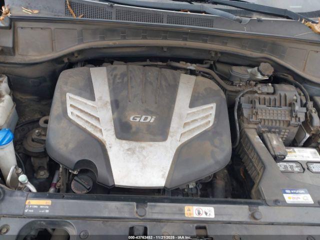 Hyundai SANTA FE Gls Image 16