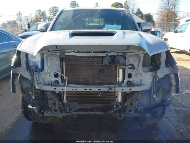 Toyota Tacoma Trd Sport Image 3