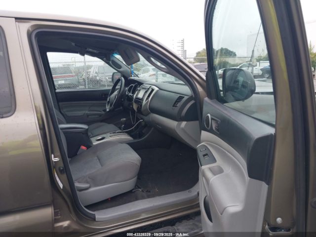 Toyota Tacoma Base V6 Image 6