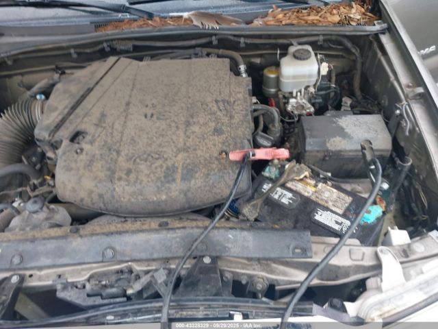 Toyota Tacoma Base V6 Image 16