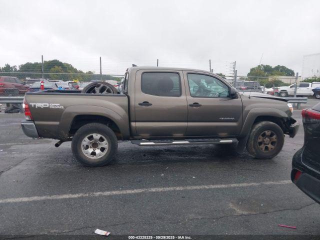 Toyota Tacoma Base V6 Image 10