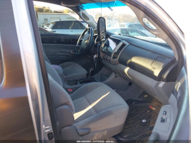 Toyota Tacoma Prerunner V6 Image 4