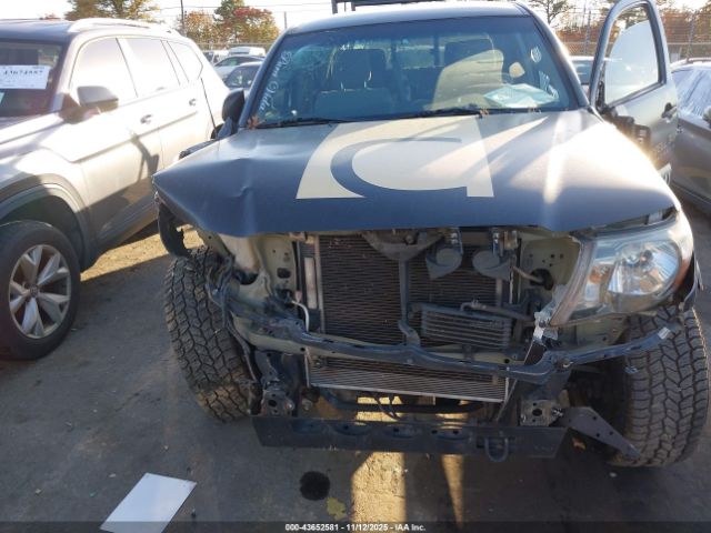 Toyota Tacoma Prerunner V6 Image 9