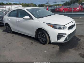  Salvage Kia Forte