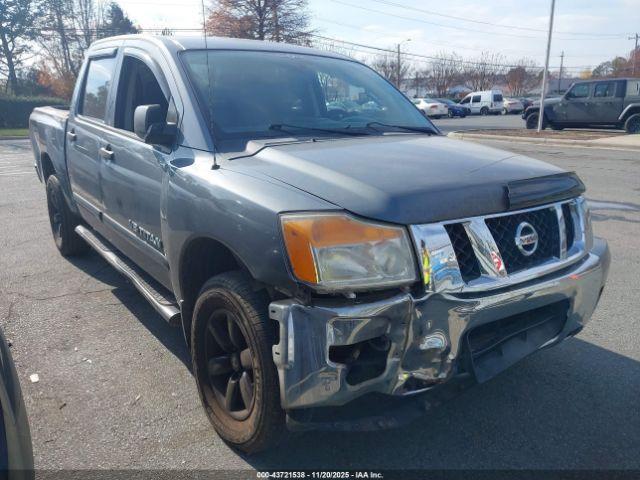  Salvage Nissan Titan
