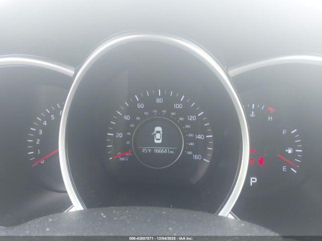 Kia Optima Lx Image 4