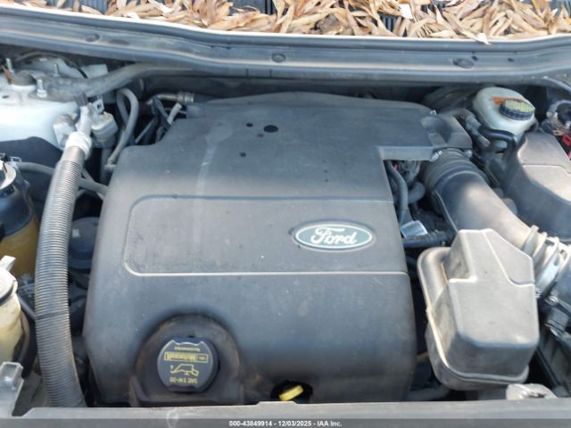 Ford Explorer Limited Image 10